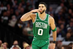 华体会hth-关于凯尔特人前锋塔图姆：我们需要更好的配合的信息