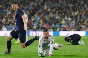 华体会app-利物浦险胜拜仁，阿扎尔补时绝平西甲的简单介绍