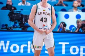 华体会登陆-关于立陶宛男篮血洗76人，布克惊艳世界的信息