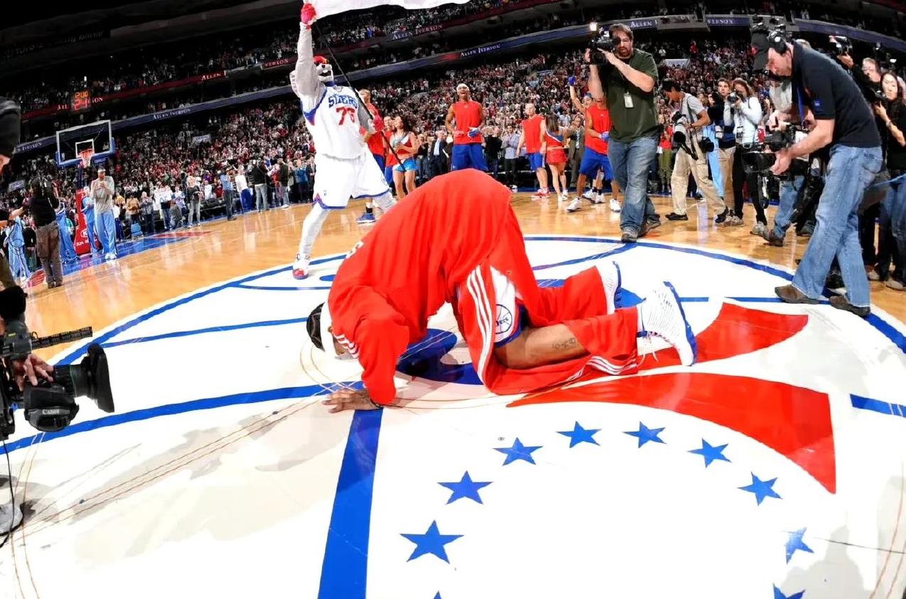 华体会体育-篮球明星异国对决,现场气氛热烈的简单介绍 第1张 华体会体育-篮球明星异国对决,现场气氛热烈的简单介绍 第1张