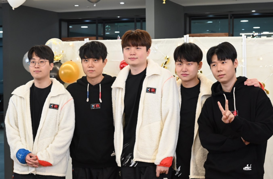 华体会app-关于KT横扫HLE,Canyon开启传奇时刻入围赛3:0(伦敦)的信息 第1张 华体会app-关于KT横扫HLE,Canyon开启传奇时刻入围赛3:0(伦敦)的信息 第1张