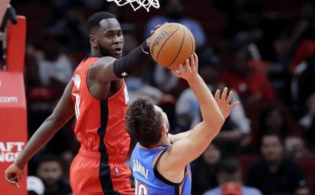 华体会-关于火箭队实力碾压对手，引起球迷热议的信息  第2张